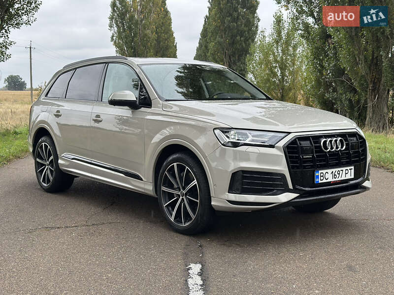 Внедорожник / Кроссовер Audi Q7 2022 в Киеве