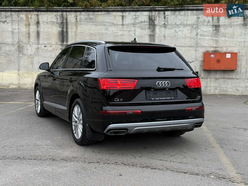 Позашляховик / Кросовер Audi Q7 2015 в Рівному фото 18 Позашляховик / Кросовер Audi Q7 2015 в Рівному