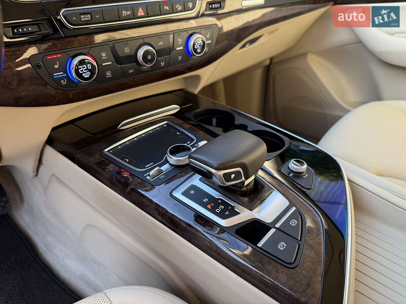 Позашляховик / Кросовер Audi Q7 2015 в Рівному фото 64 Позашляховик / Кросовер Audi Q7 2015 в Рівному