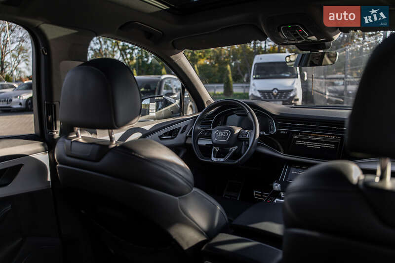 Позашляховик / Кросовер Audi Q7 2020 в Львові