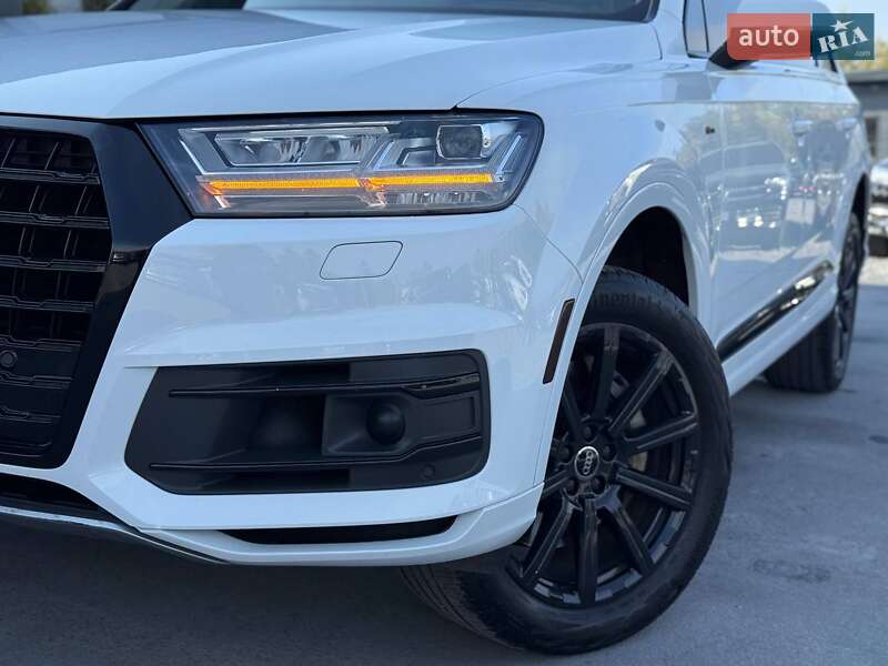 Позашляховик / Кросовер Audi Q7 2017 в Рівному фото 22 Позашляховик / Кросовер Audi Q7 2017 в Рівному