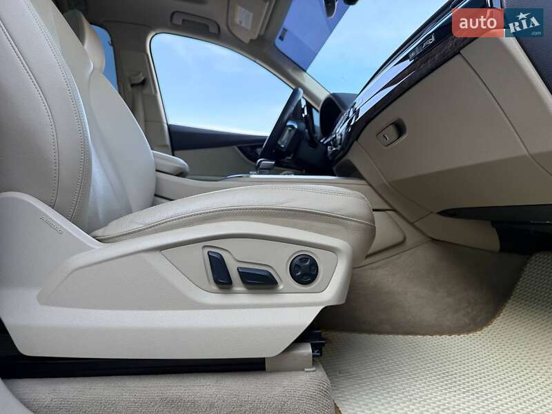 Позашляховик / Кросовер Audi Q7 2017 в Рівному фото 71 Позашляховик / Кросовер Audi Q7 2017 в Рівному