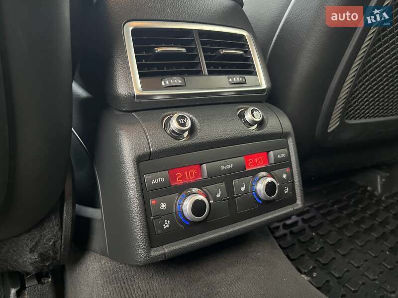 Позашляховик / Кросовер Audi Q7 2011 в Золочеві фото 85 Позашляховик / Кросовер Audi Q7 2011 в Золочеві