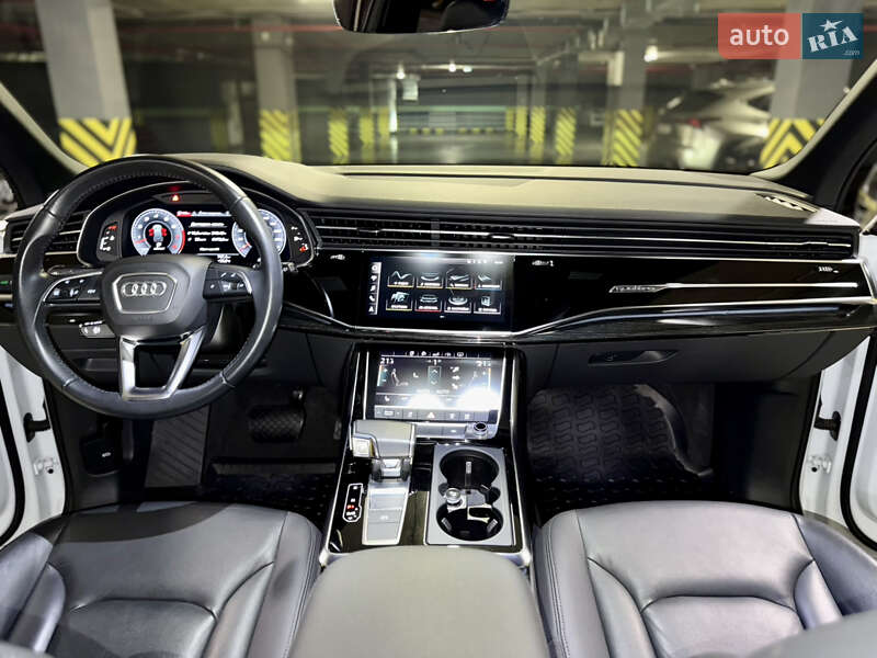 Позашляховик / Кросовер Audi Q7 2019 в Києві фото 31 Позашляховик / Кросовер Audi Q7 2019 в Києві
