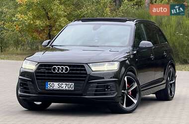 Позашляховик / Кросовер Audi Q7 2017 в  фото 16 Позашляховик / Кросовер Audi Q7 2017 в