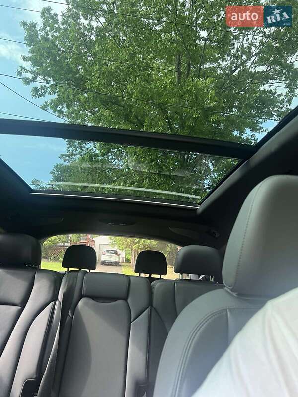 Внедорожник / Кроссовер Audi Q7 2021 в Сарнах