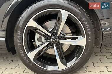 Позашляховик / Кросовер Audi Q7 2017 в  фото 114 Позашляховик / Кросовер Audi Q7 2017 в