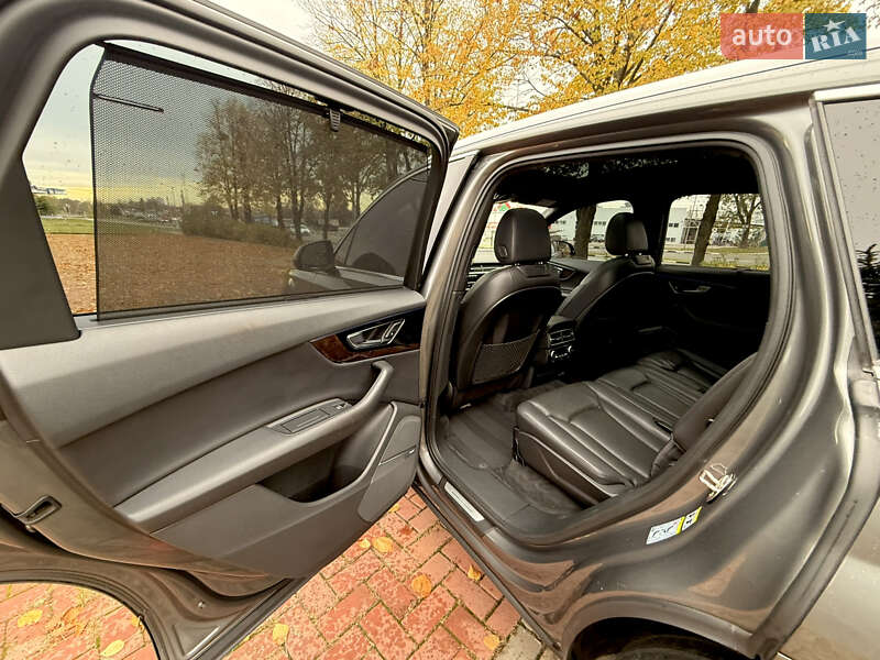 Внедорожник / Кроссовер Audi Q7 2016 в Харькове фото 33 Внедорожник / Кроссовер Audi Q7 2016 в Харькове