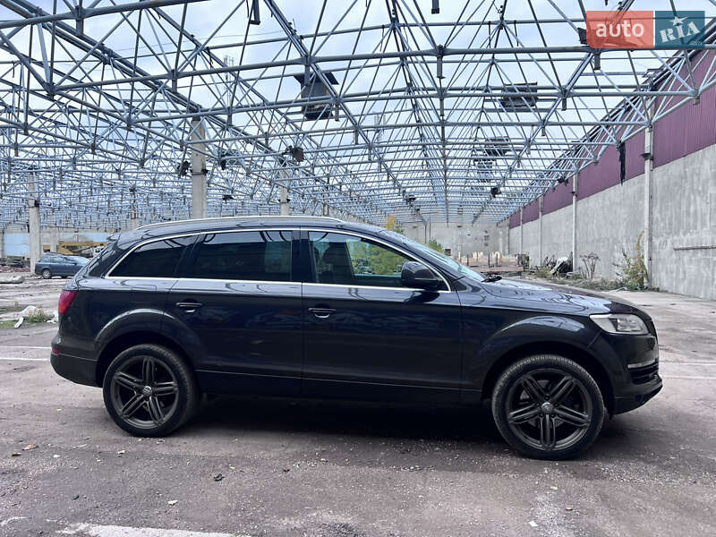Позашляховик / Кросовер Audi Q7 2007 в Луцьку фото 3 Позашляховик / Кросовер Audi Q7 2007 в Луцьку