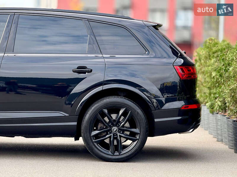 Позашляховик / Кросовер Audi Q7 2016 в Києві фото 7 Позашляховик / Кросовер Audi Q7 2016 в Києві