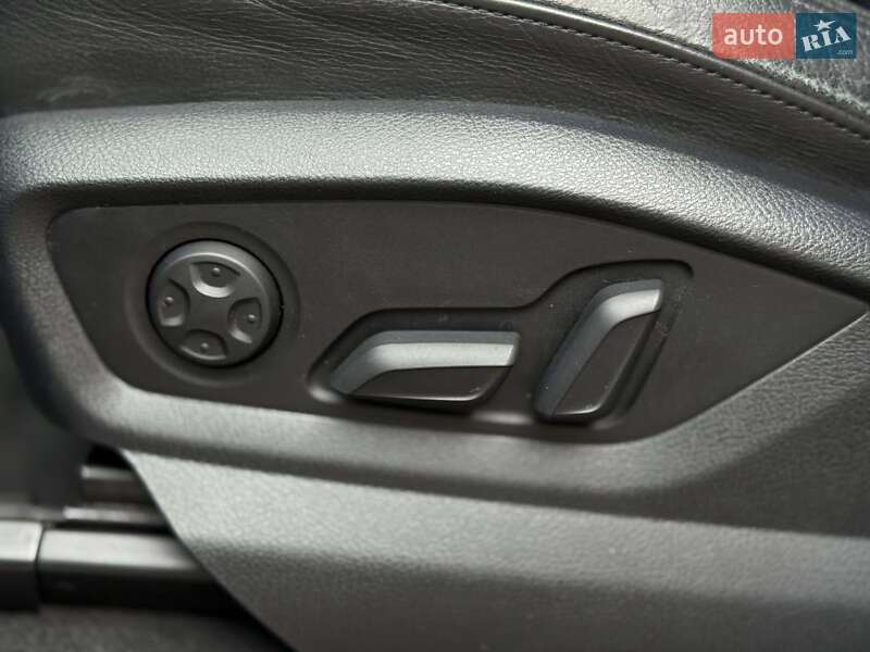 Позашляховик / Кросовер Audi Q7 2016 в Києві фото 24 Позашляховик / Кросовер Audi Q7 2016 в Києві