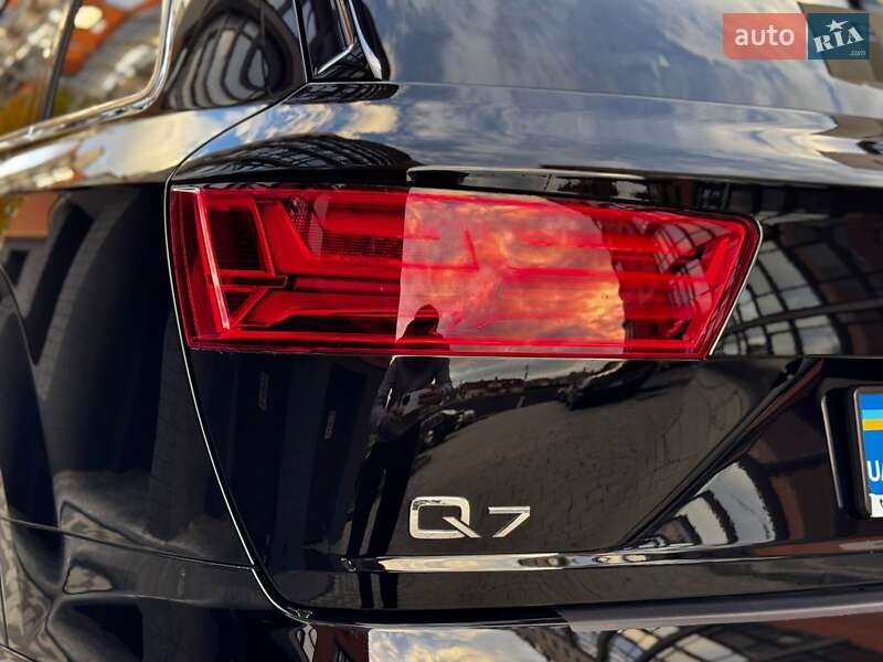 Позашляховик / Кросовер Audi Q7 2015 в Івано-Франківську фото 20 Позашляховик / Кросовер Audi Q7 2015 в Івано-Франківську