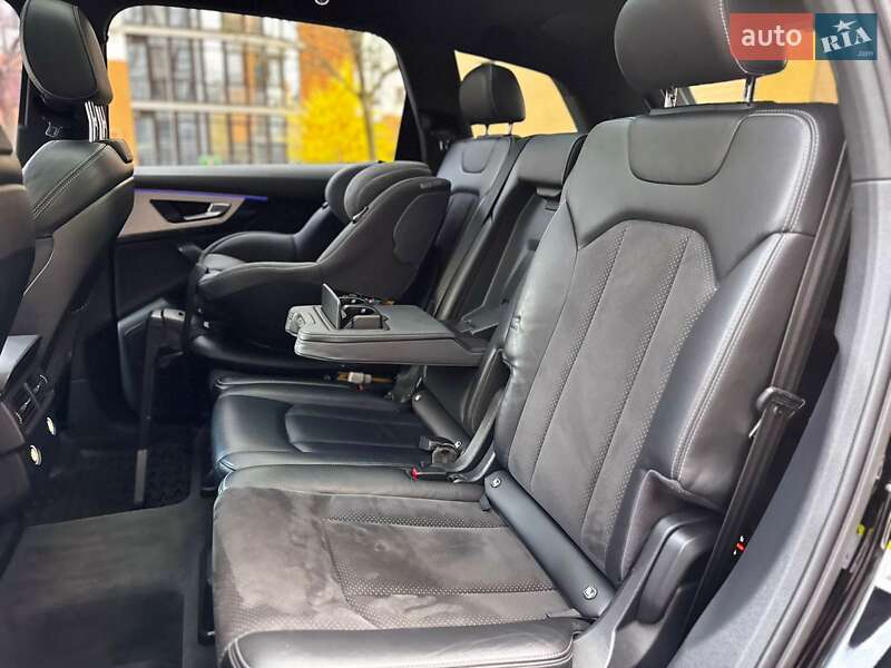 Позашляховик / Кросовер Audi Q7 2015 в Івано-Франківську фото 59 Позашляховик / Кросовер Audi Q7 2015 в Івано-Франківську