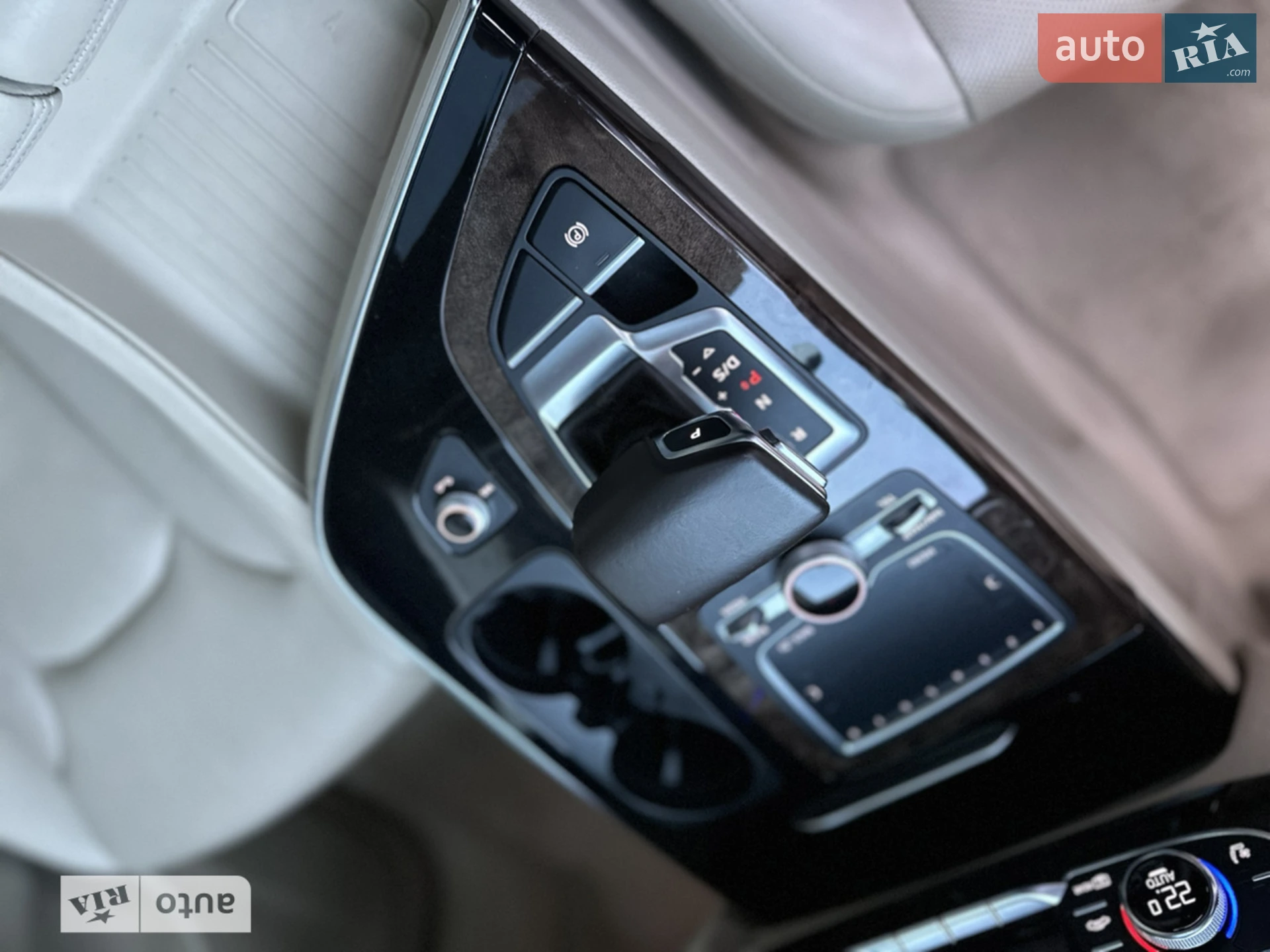 2016 Audi Q7 - мініатюра 9