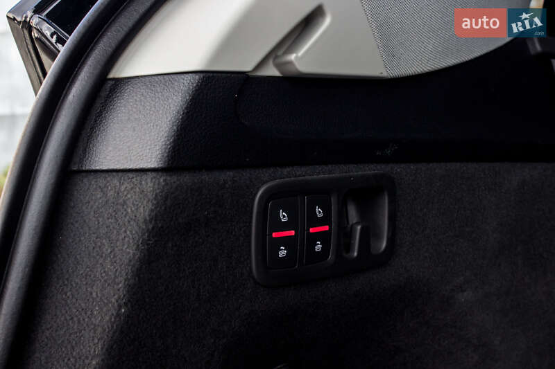 Позашляховик / Кросовер Audi Q7 2017 в Львові