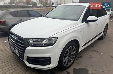Позашляховик / Кросовер Audi Q7 2018 в Києві