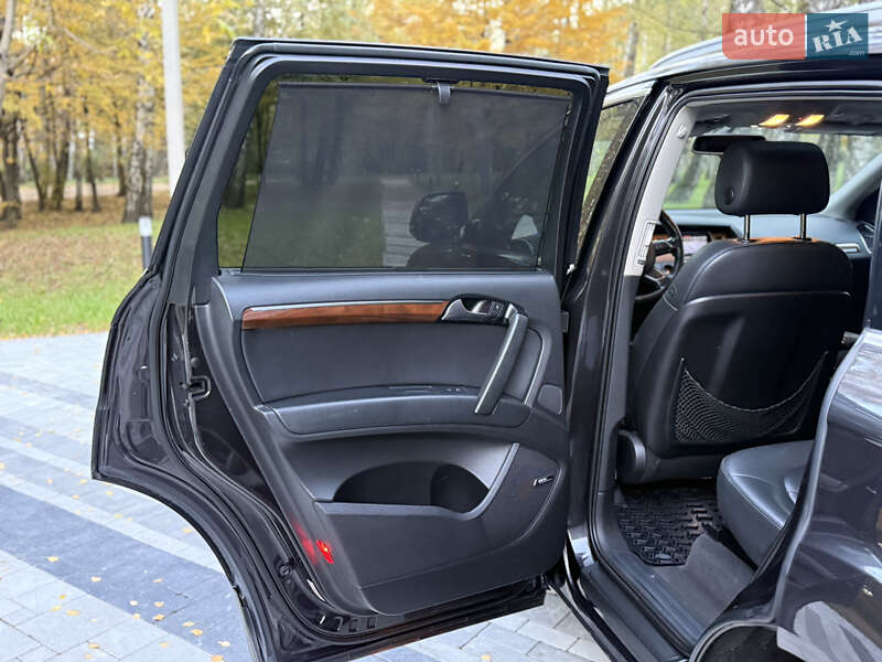 Позашляховик / Кросовер Audi Q7 2014 в Тернополі