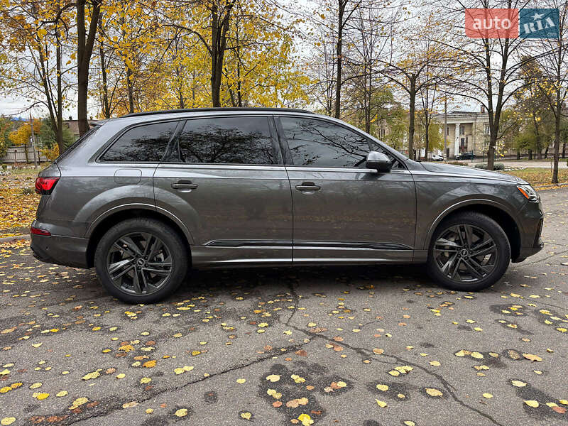 Позашляховик / Кросовер Audi Q7 2021 в Запоріжжі фото 5 Позашляховик / Кросовер Audi Q7 2021 в Запоріжжі