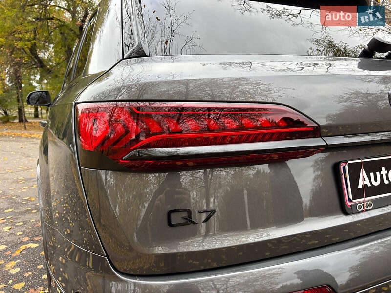 Позашляховик / Кросовер Audi Q7 2021 в Запоріжжі фото 13 Позашляховик / Кросовер Audi Q7 2021 в Запоріжжі