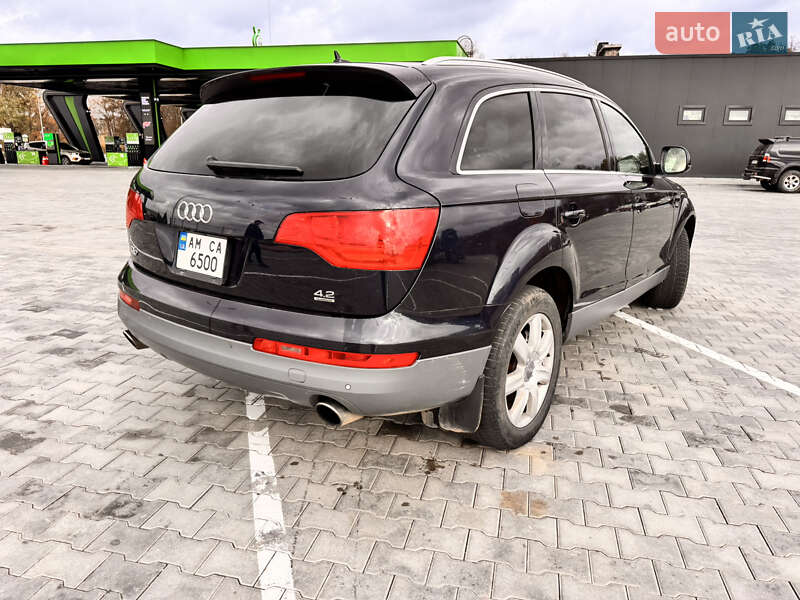 Позашляховик / Кросовер Audi Q7 2006 в Вінниці