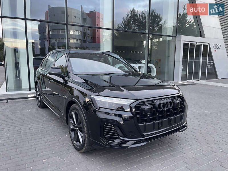 Позашляховик / Кросовер Audi Q7 2024 в Ужгороді