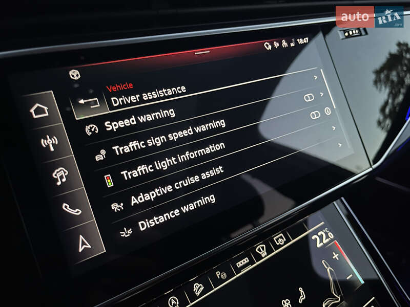 Позашляховик / Кросовер Audi Q7 2024 в Ужгороді