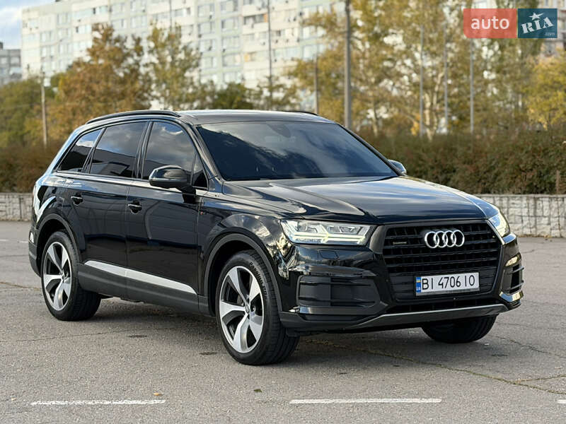 Позашляховик / Кросовер Audi Q7 2015 в Запоріжжі фото Позашляховик / Кросовер Audi Q7 2015 в Запоріжжі