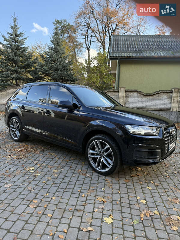 Позашляховик / Кросовер Audi Q7 2016 в Львові фото 6 Позашляховик / Кросовер Audi Q7 2016 в Львові