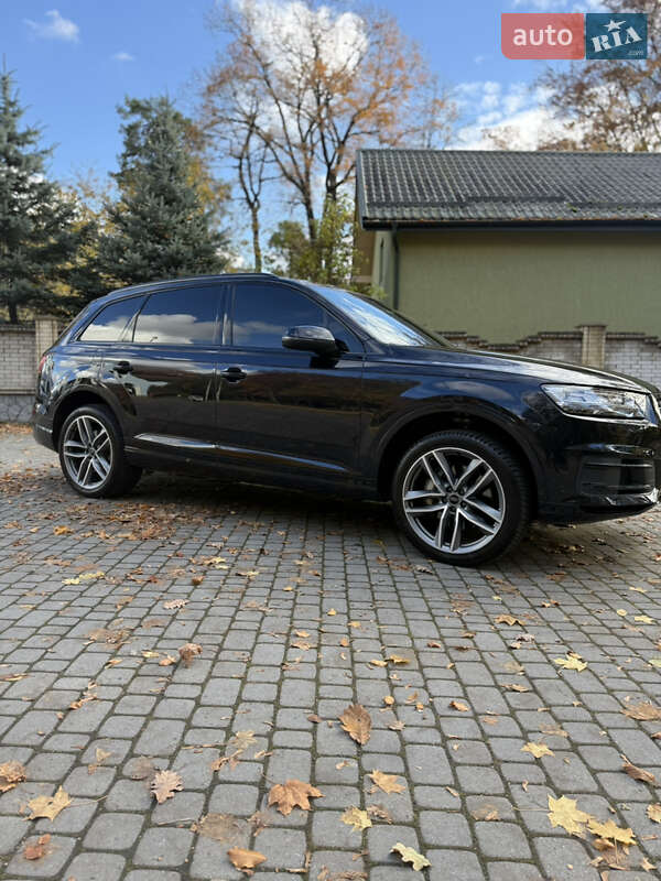 Позашляховик / Кросовер Audi Q7 2016 в Львові фото 8 Позашляховик / Кросовер Audi Q7 2016 в Львові