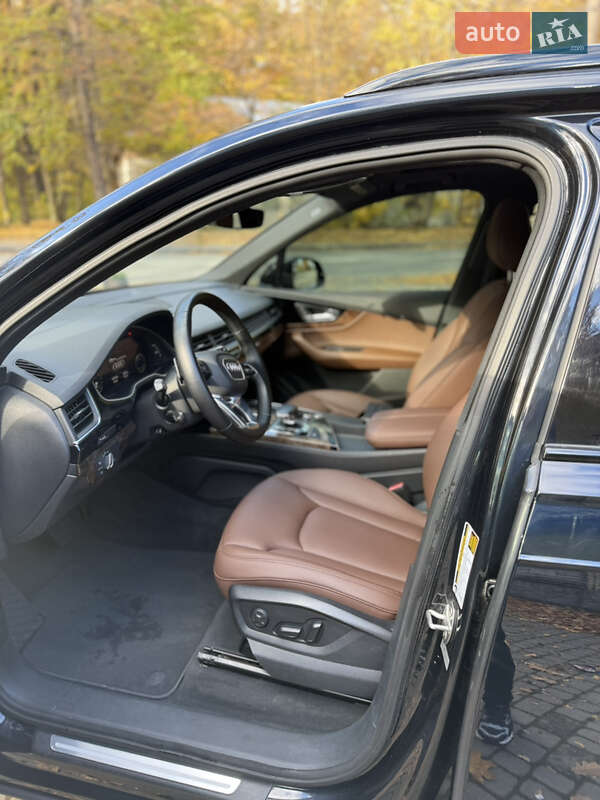 Позашляховик / Кросовер Audi Q7 2016 в Львові фото 23 Позашляховик / Кросовер Audi Q7 2016 в Львові