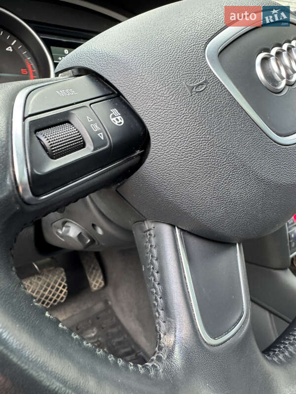 Позашляховик / Кросовер Audi Q7 2015 в Рівному фото 43 Позашляховик / Кросовер Audi Q7 2015 в Рівному