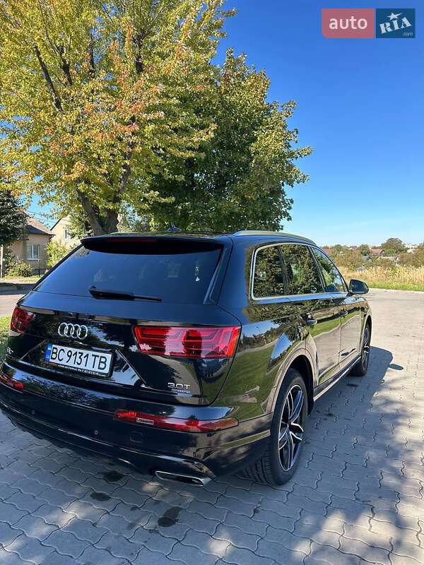 Внедорожник / Кроссовер Audi Q7 2017 в Львове