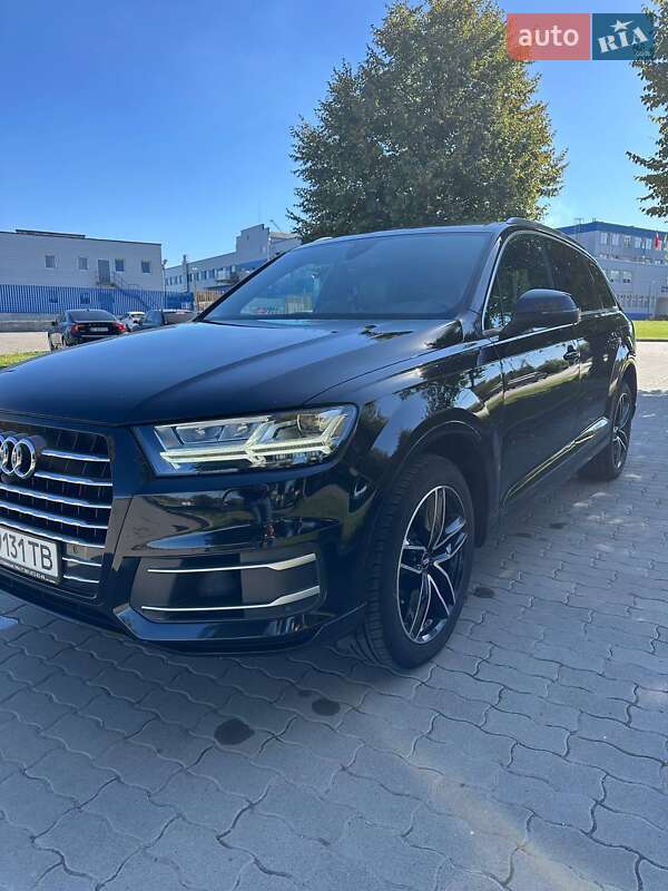 Внедорожник / Кроссовер Audi Q7 2017 в Львове