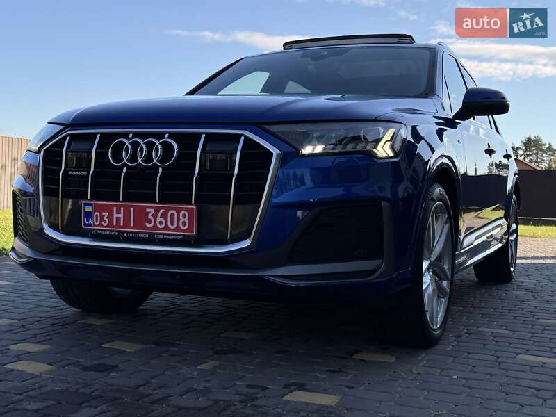 Внедорожник / Кроссовер Audi Q7 2021 в Киеве