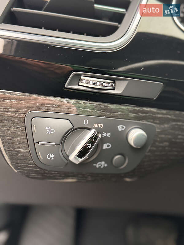 Внедорожник / Кроссовер Audi Q7 2017 в Богородчанах