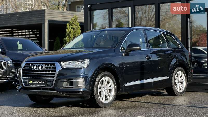 Позашляховик / Кросовер Audi Q7 2016 в Києві