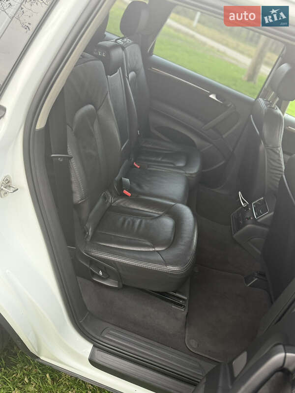 Позашляховик / Кросовер Audi Q7 2012 в Дніпрі фото 11 Позашляховик / Кросовер Audi Q7 2012 в Дніпрі