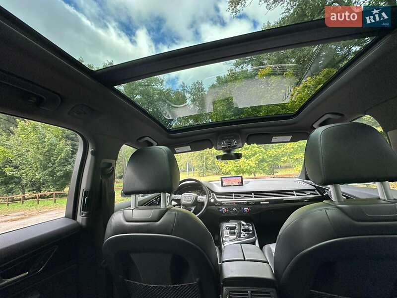 Позашляховик / Кросовер Audi Q7 2018 в Сумах