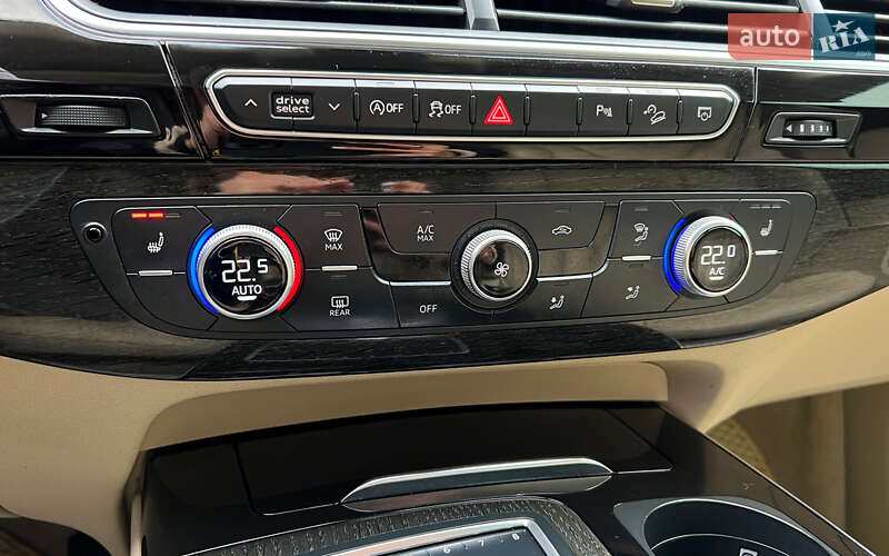 Позашляховик / Кросовер Audi Q7 2019 в Львові