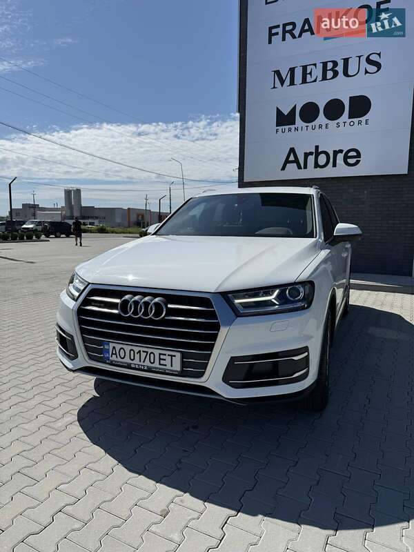 Audi Q7 2016