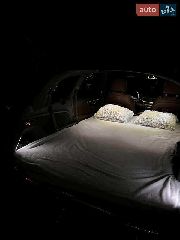 Позашляховик / Кросовер Audi Q7 2017 в Києві