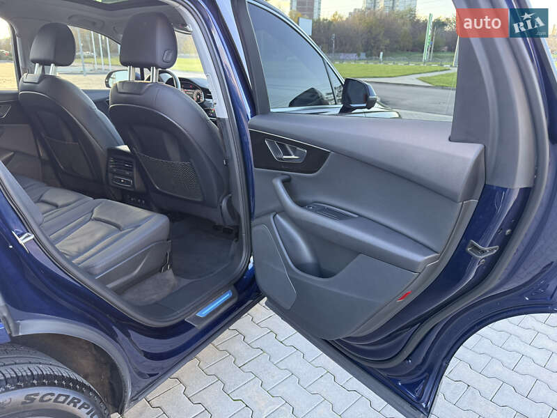 Позашляховик / Кросовер Audi Q7 2022 в Харкові фото 43 Позашляховик / Кросовер Audi Q7 2022 в Харкові