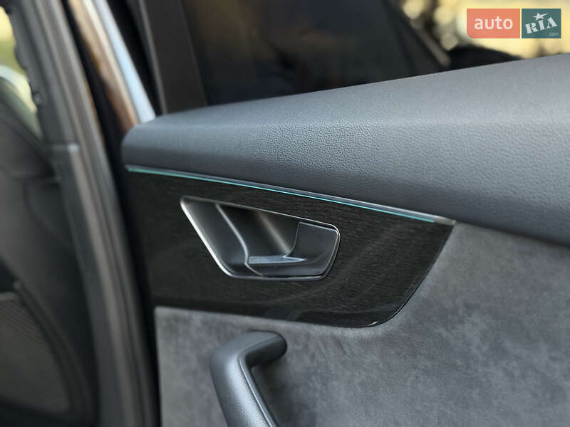 Внедорожник / Кроссовер Audi Q7 2020 в Тернополе фото 42 Внедорожник / Кроссовер Audi Q7 2020 в Тернополе