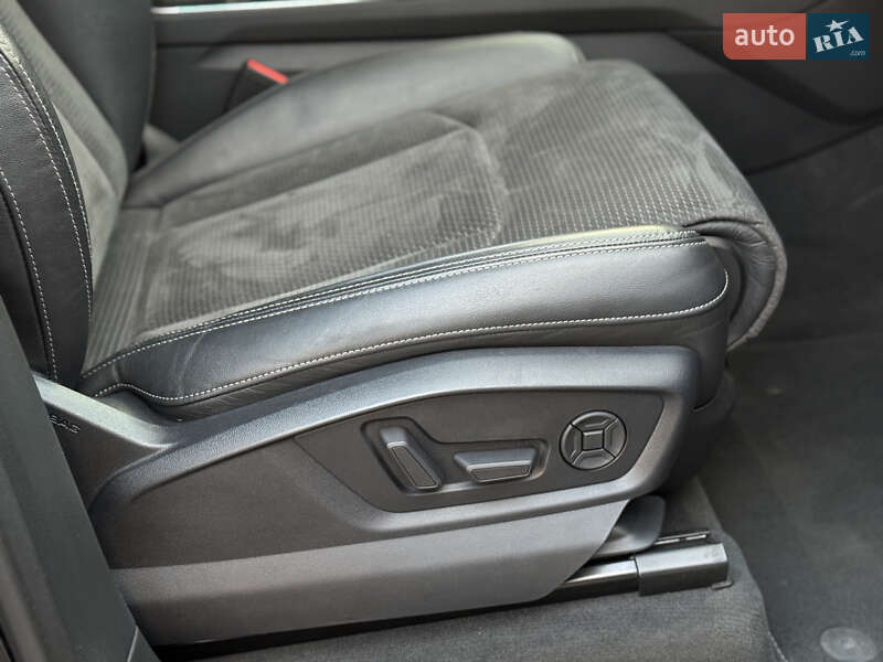 Внедорожник / Кроссовер Audi Q7 2020 в Тернополе фото 46 Внедорожник / Кроссовер Audi Q7 2020 в Тернополе