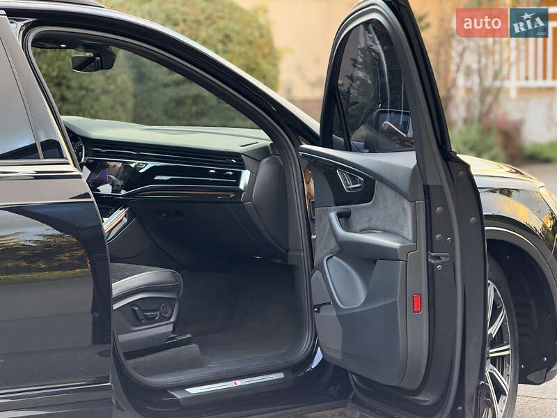 Внедорожник / Кроссовер Audi Q7 2020 в Тернополе фото 49 Внедорожник / Кроссовер Audi Q7 2020 в Тернополе
