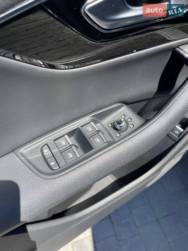 Позашляховик / Кросовер Audi Q7 2018 в Львові фото 11 Позашляховик / Кросовер Audi Q7 2018 в Львові