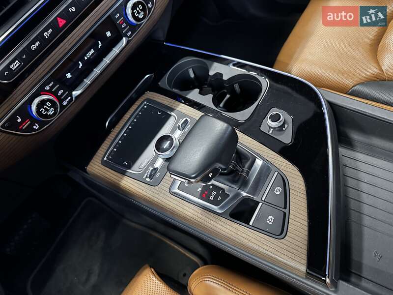 Внедорожник / Кроссовер Audi Q7 2018 в Киеве фото 35 Внедорожник / Кроссовер Audi Q7 2018 в Киеве