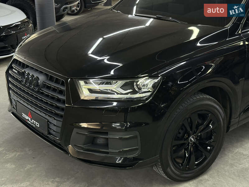 Позашляховик / Кросовер Audi Q7 2017 в Одесі
