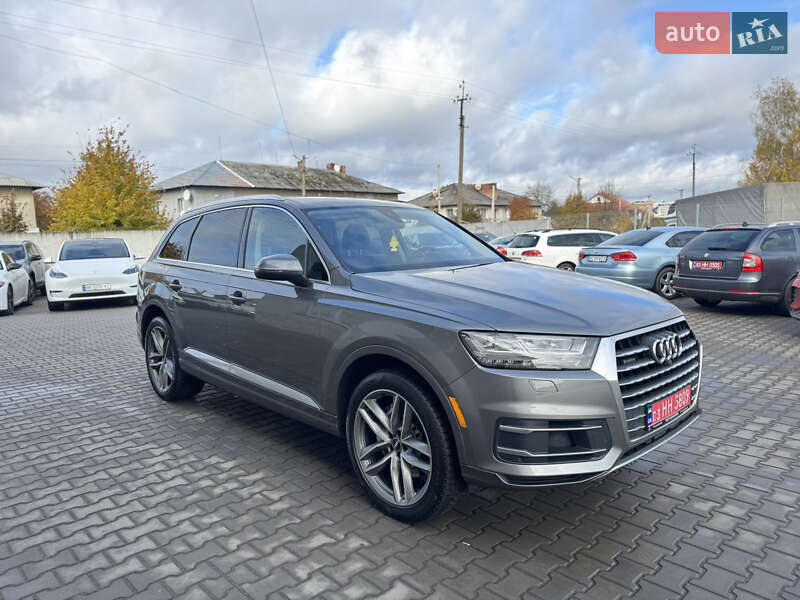 Внедорожник / Кроссовер Audi Q7 2016 в Луцке фото 3 Внедорожник / Кроссовер Audi Q7 2016 в Луцке