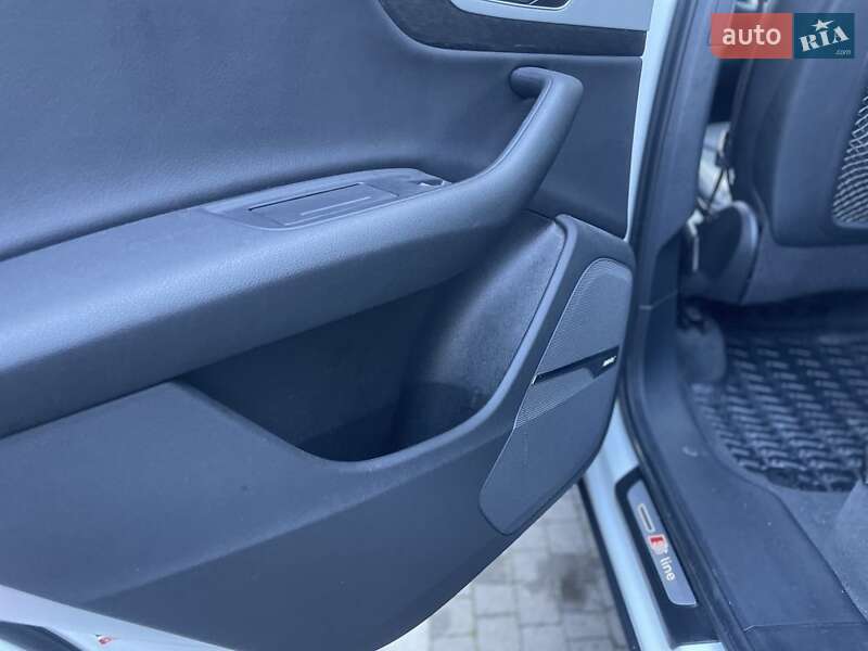 Позашляховик / Кросовер Audi Q7 2017 в Києві